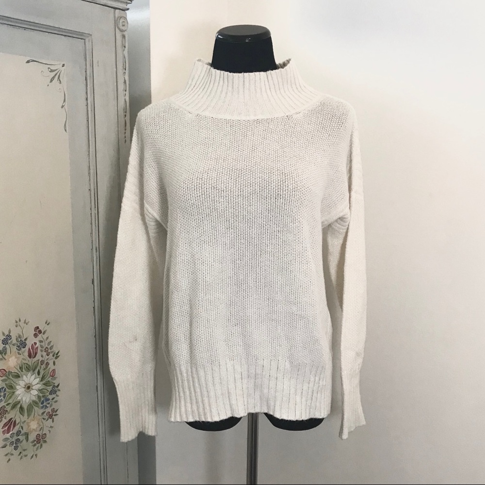 Angel of the North White Sweater Anthro Large